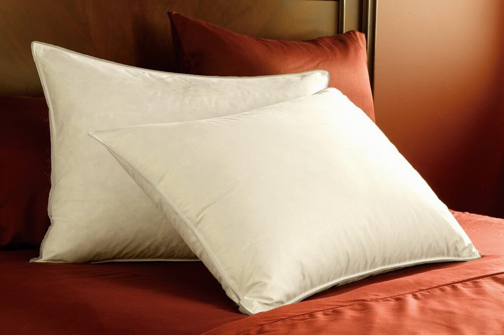 Choosing The Right Pillows For Your New Bed