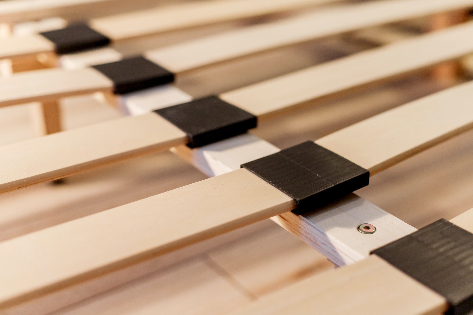 Mattress Directly On Wood Slats, Can You Put A Mattress Directly On A Bed Frame