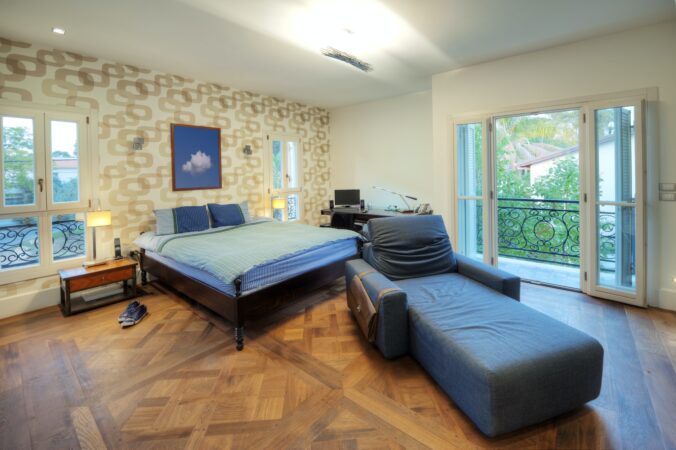 5 Tips For Decorating Your Home On A Budget.