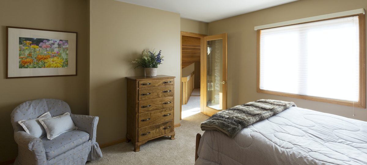 Bedroom furniture. How To Choose A Chest Of Drawers.